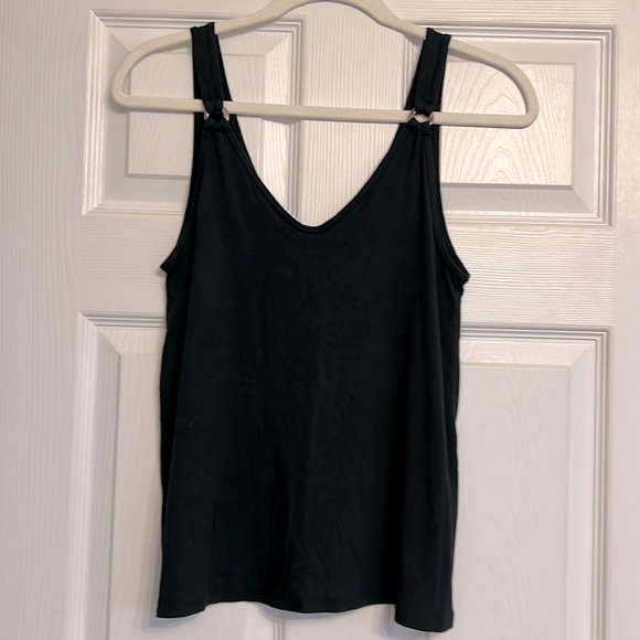 Soft A&F Drapey Tank - Picture 2 of 6